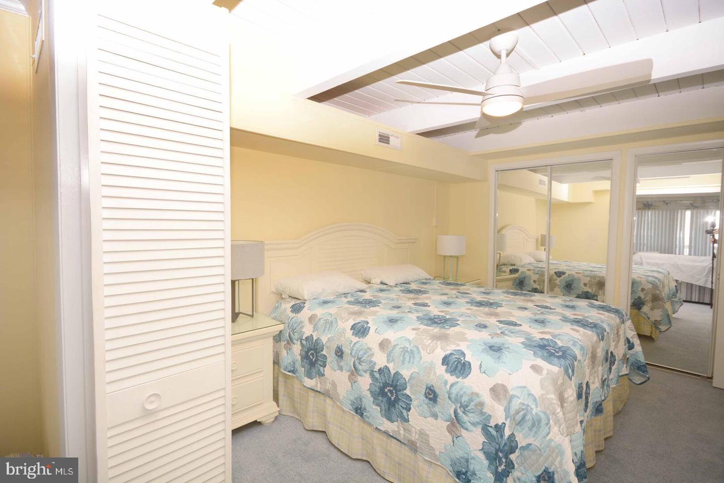 7401 Atlantic Ave #33 Property Photo 11