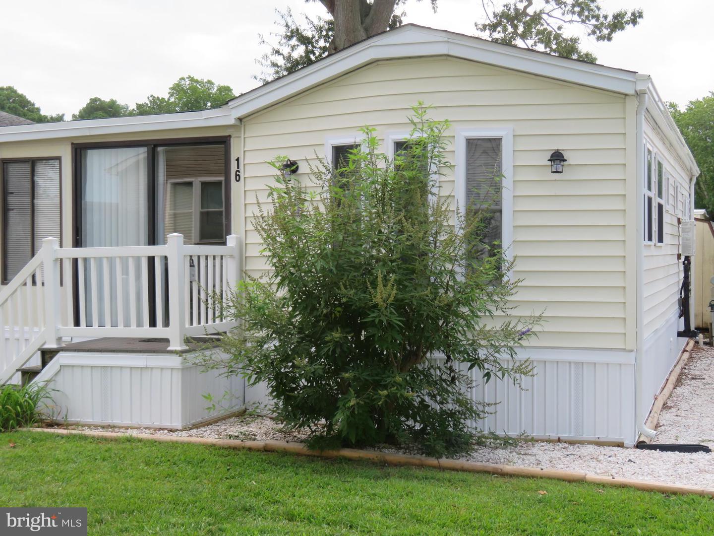 16 Deep Sea Dr Property Photo 1