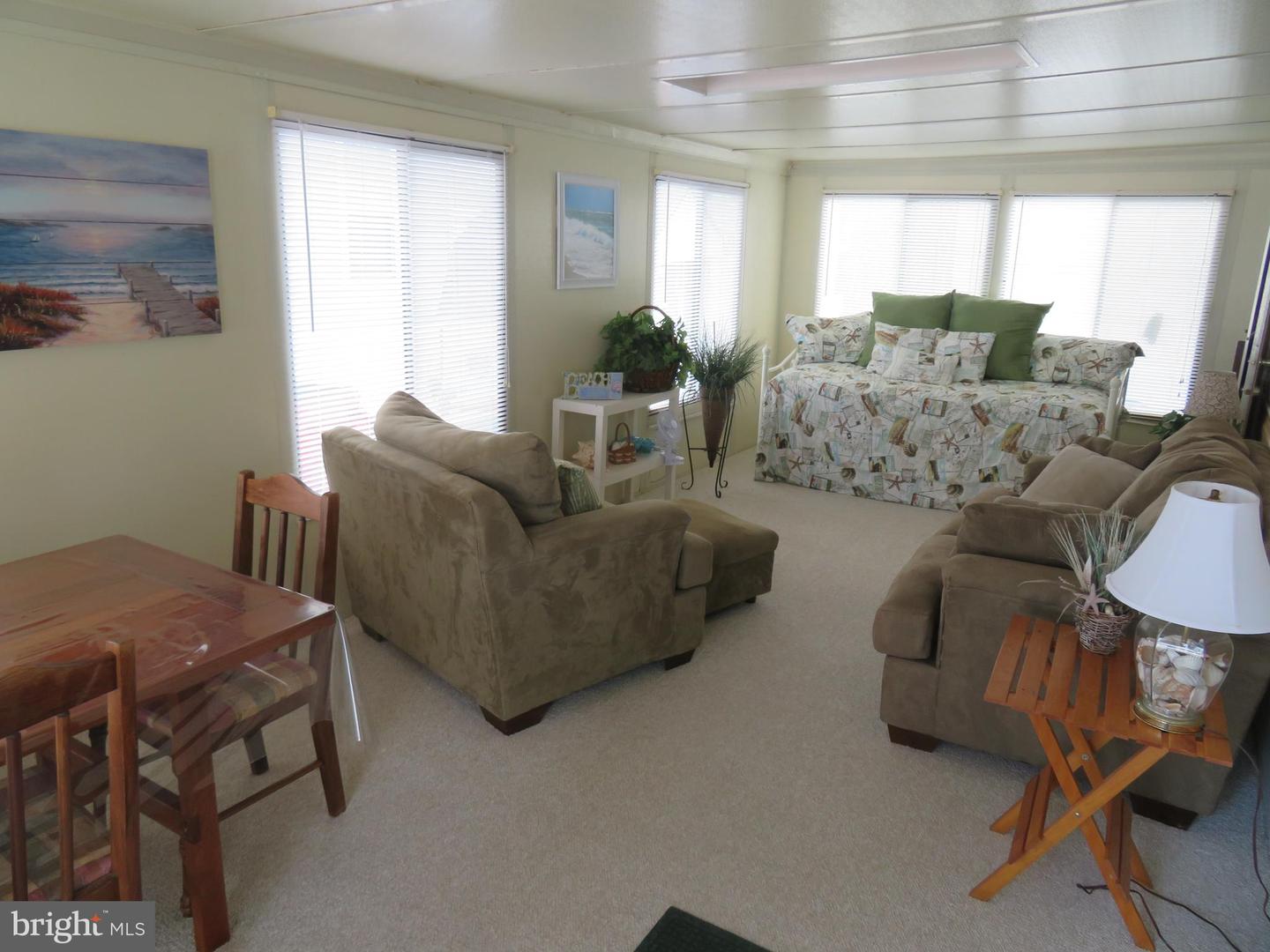 16 Deep Sea Dr Property Photo 13