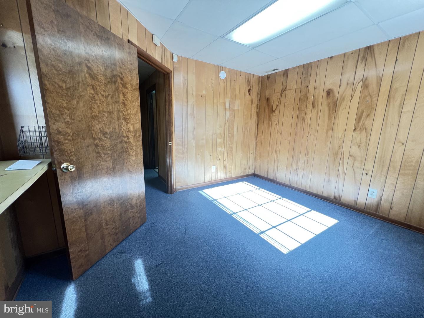 109 Vine St #b Property Photo 7