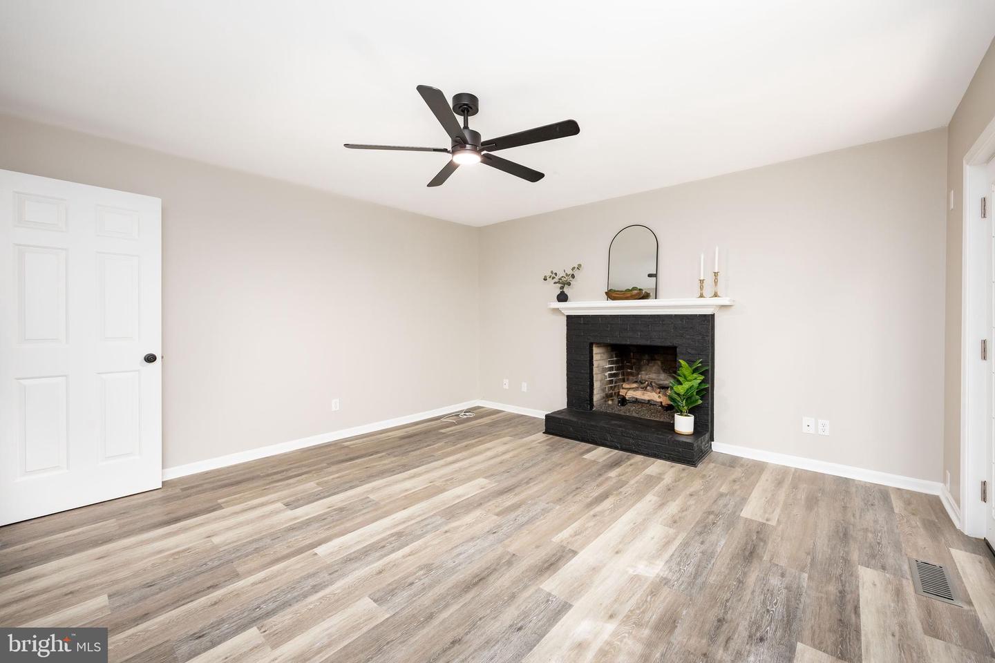 2033 Wildwood Trl Property Photo 40