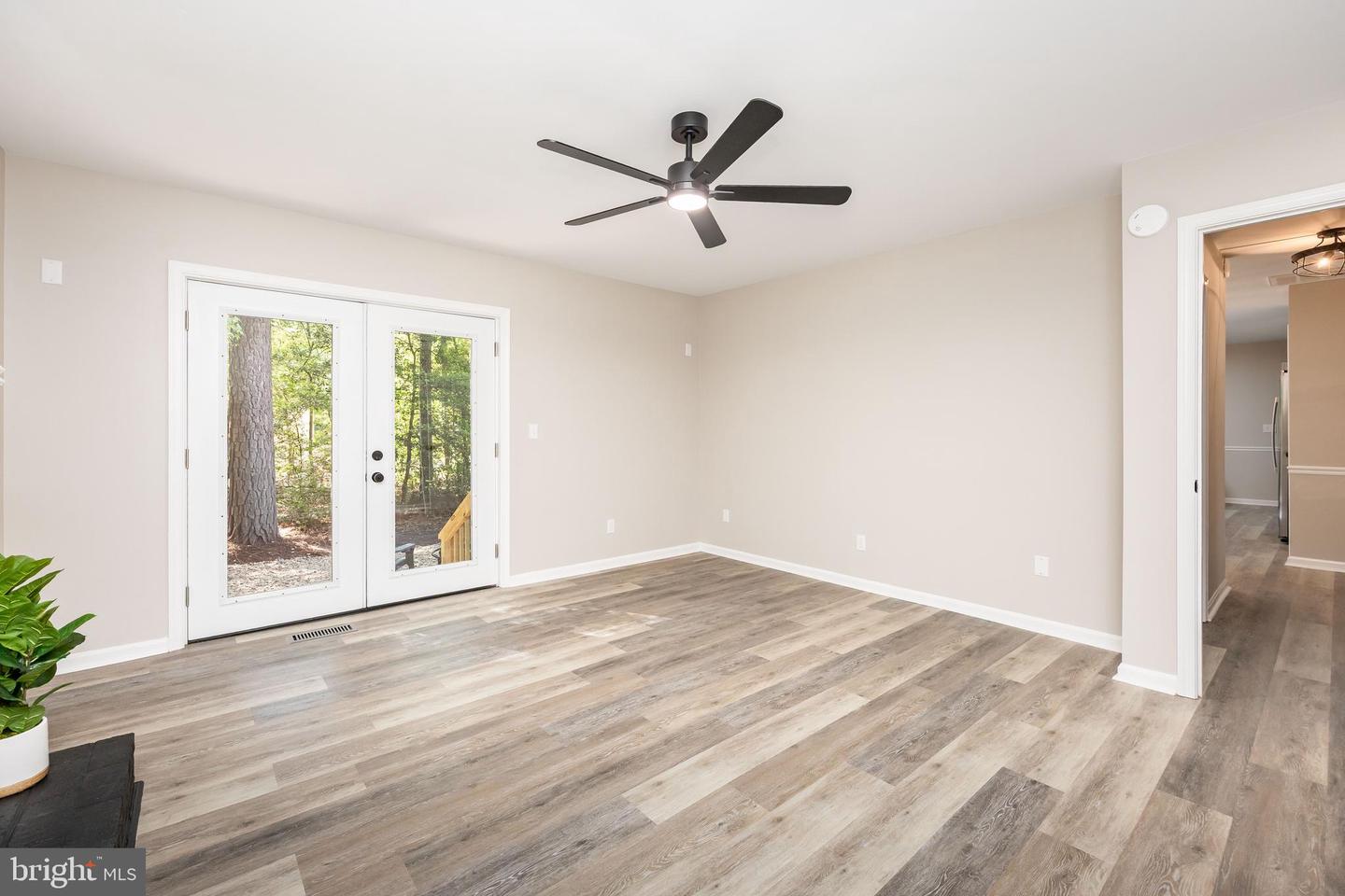 2033 Wildwood Trl Property Photo 41