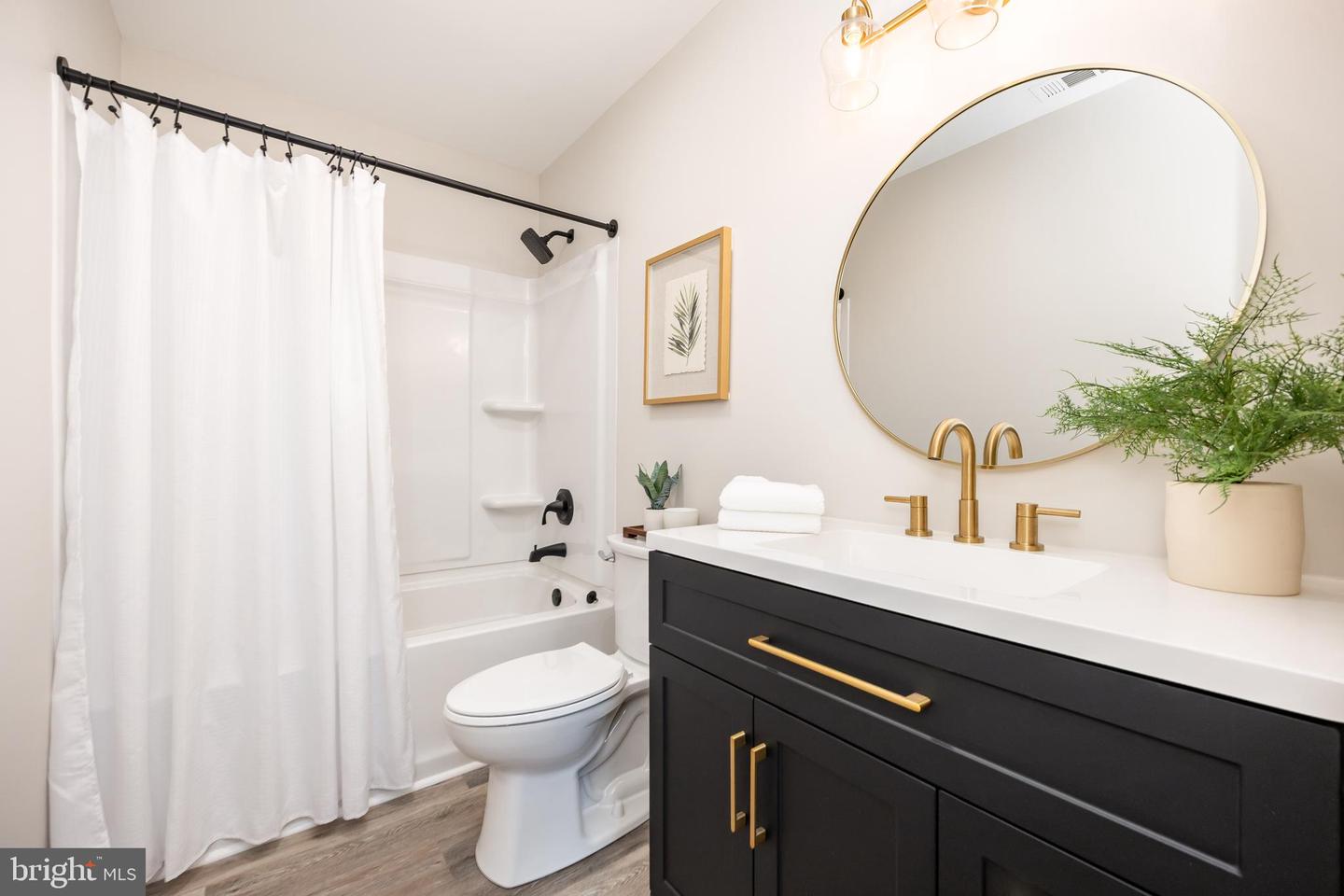 2033 Wildwood Trl Property Photo 56