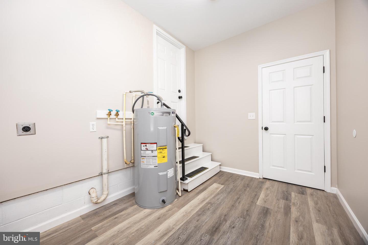 2033 Wildwood Trl Property Photo 64