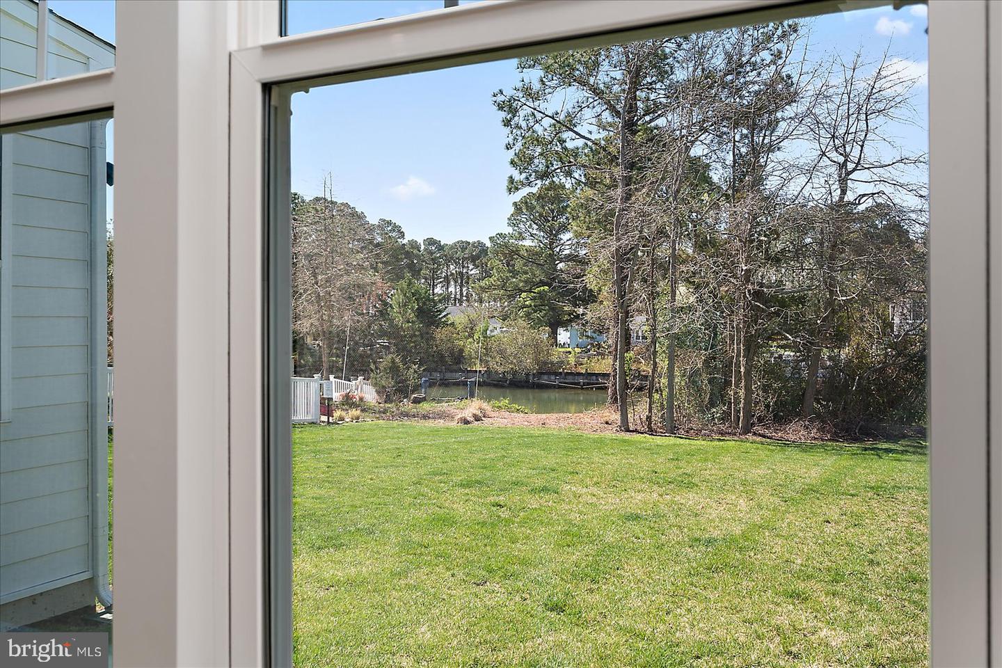 12395 Hidden Bay Dr Property Photo 33