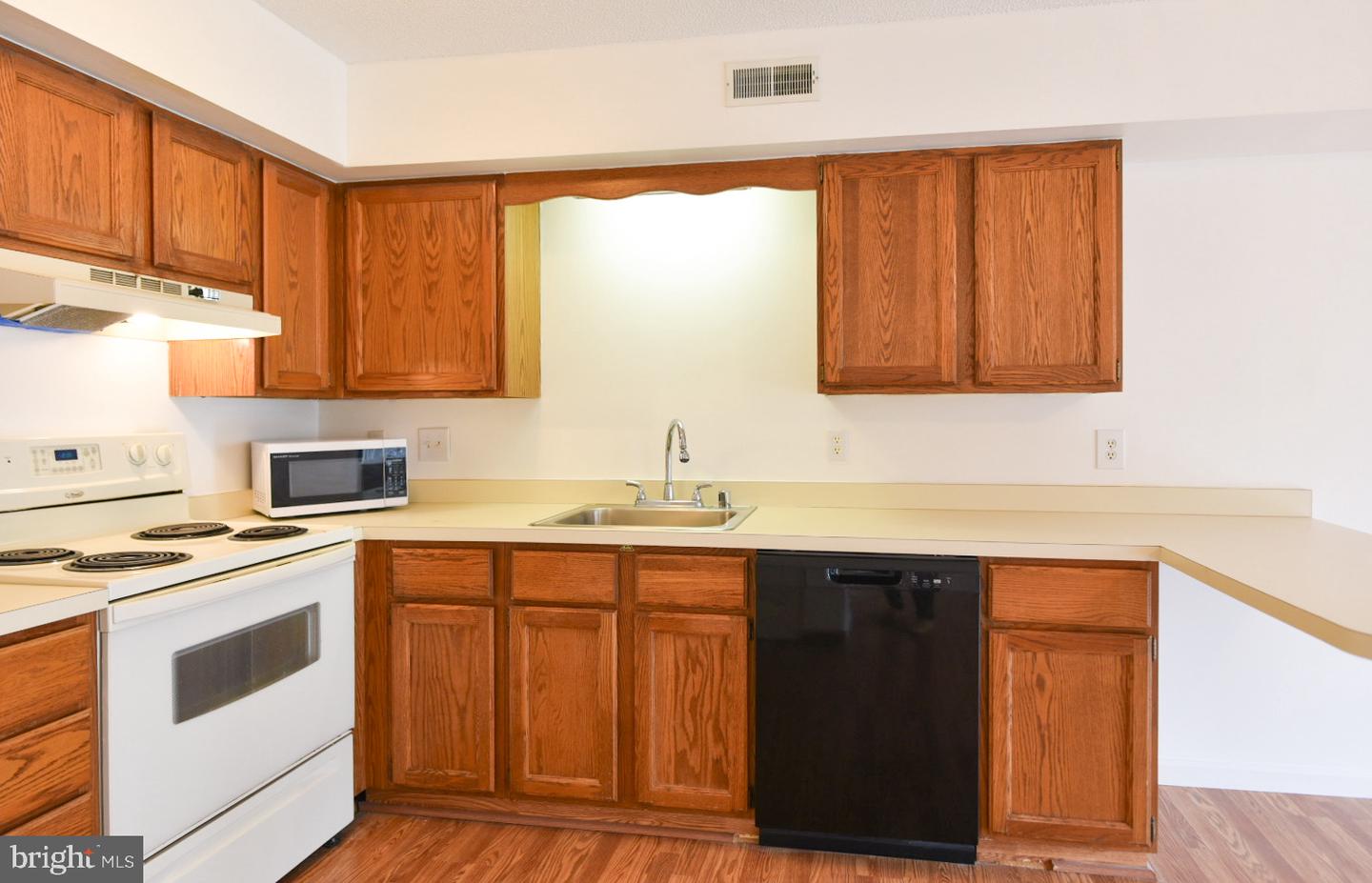 14300 Jarvis Ave #a202 Property Photo 29