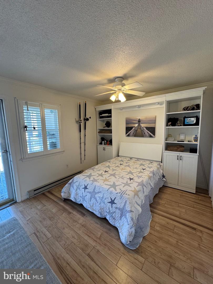 421 Bayshore Dr #202 Property Photo 6