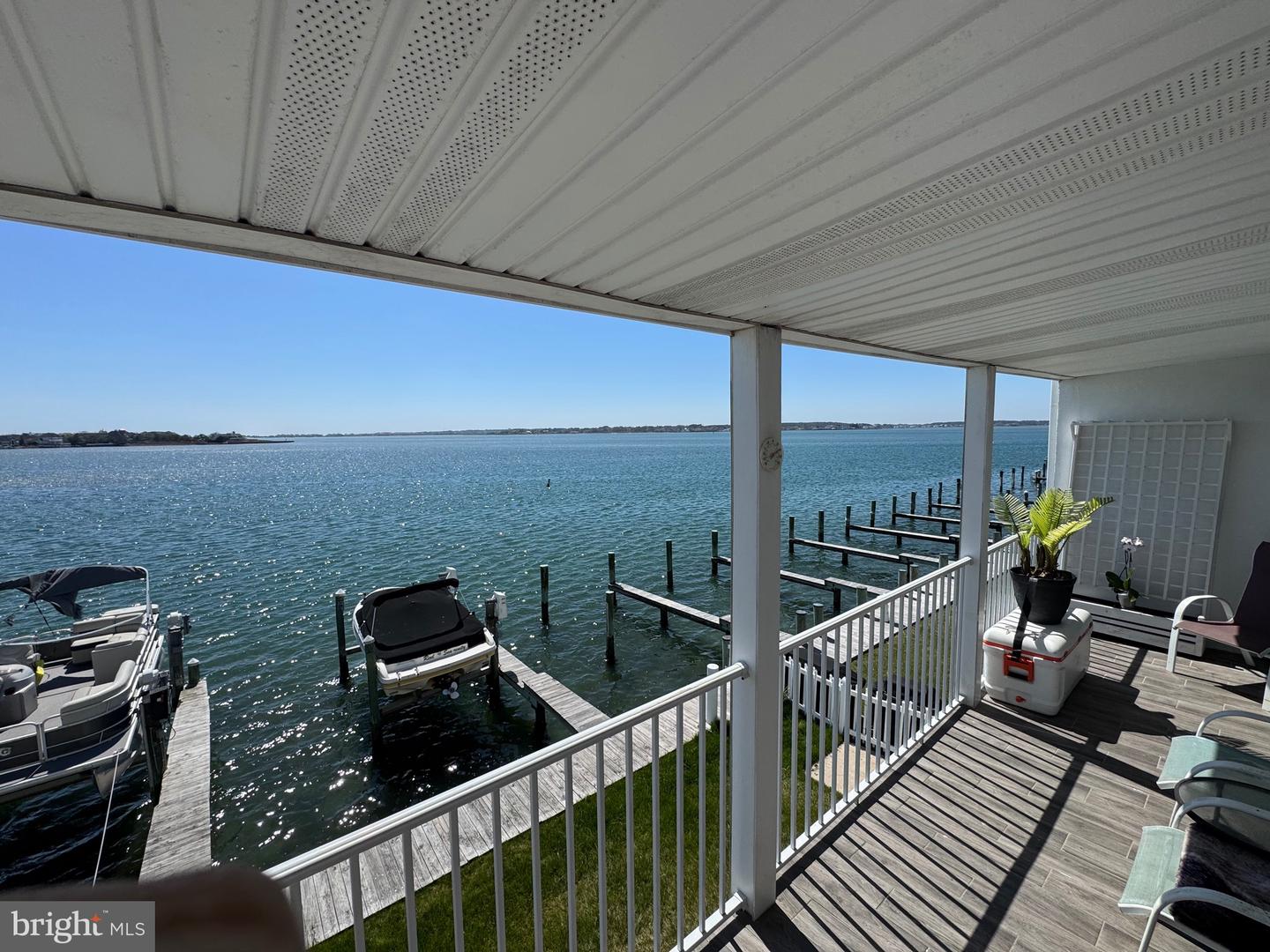 421 Bayshore Dr #202 Property Photo 14