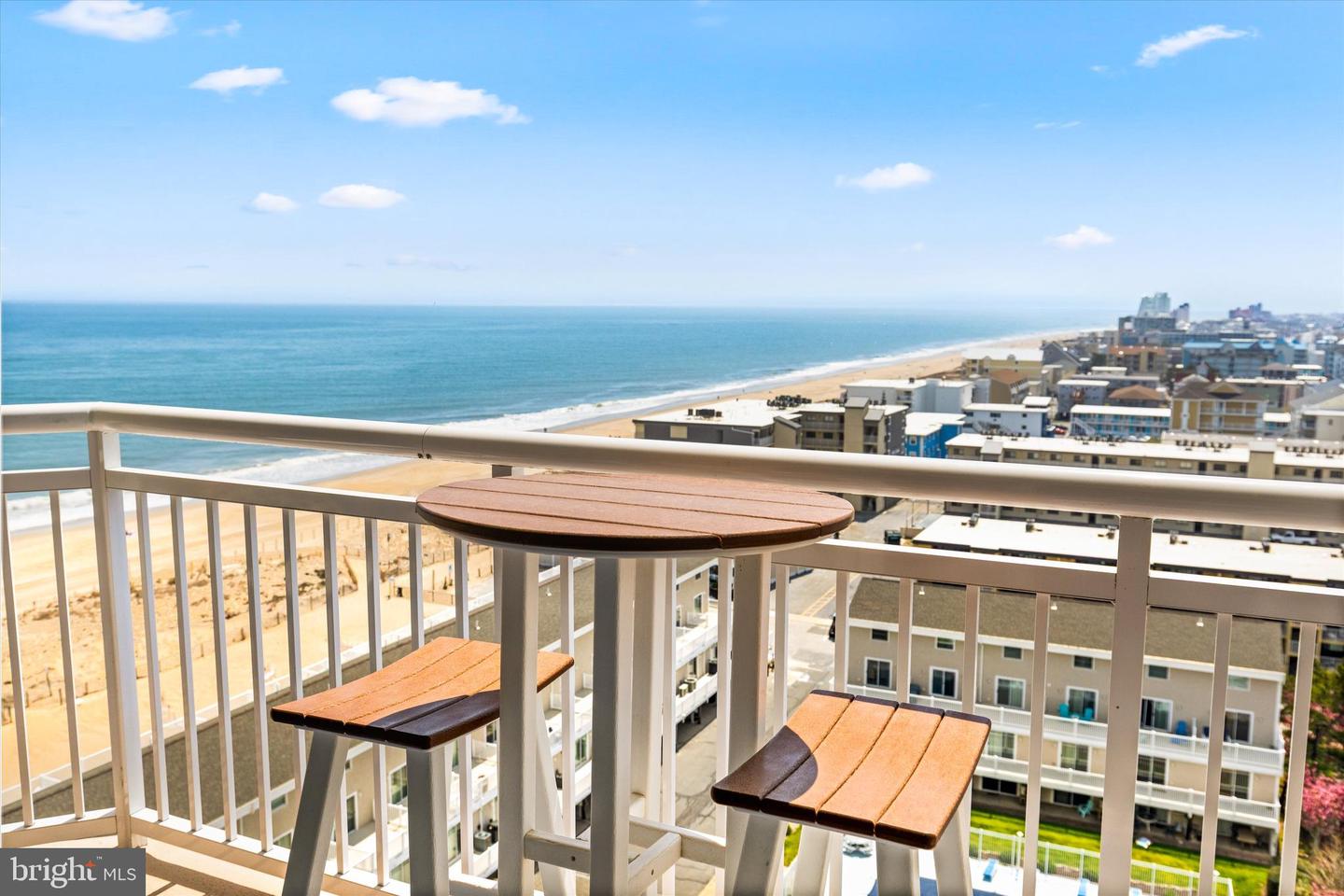 2 48th St #1002 Gateway Grand Property Photo 13
