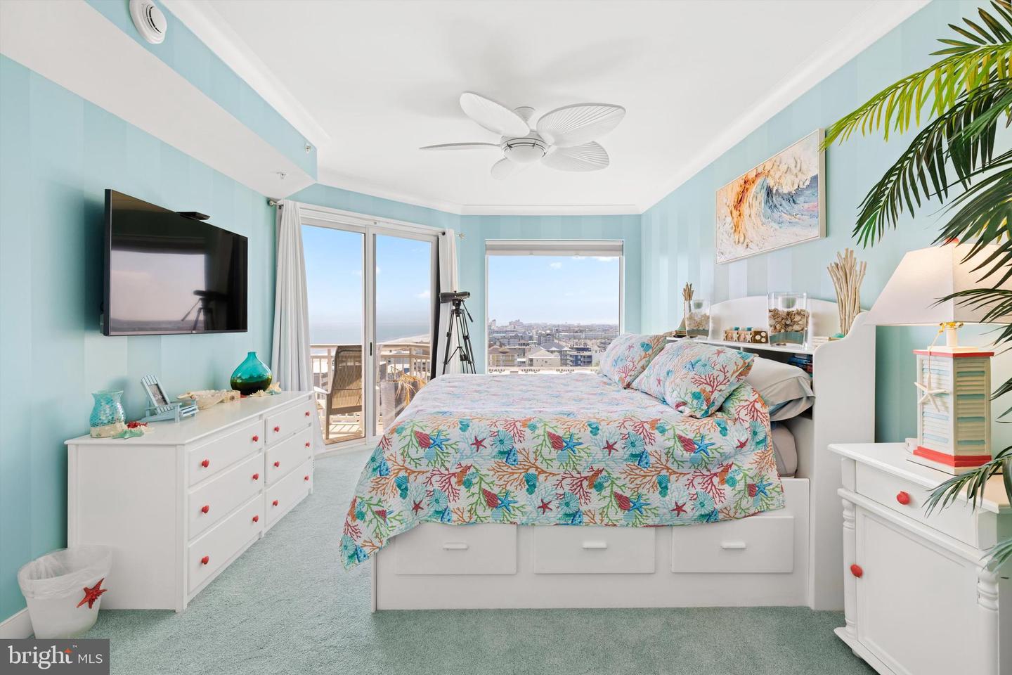 2 48th St #1002 Gateway Grand Property Photo 18