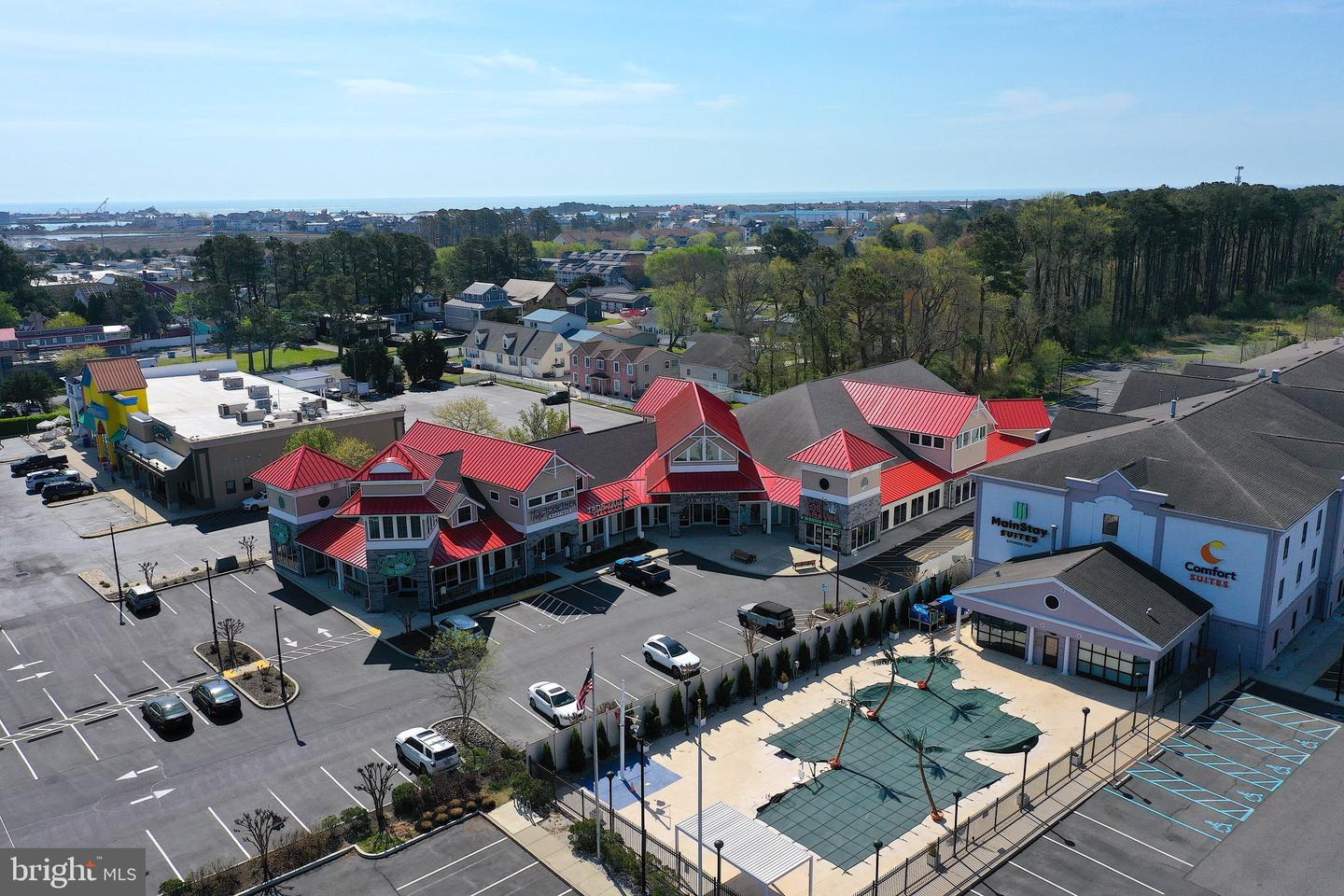 12720 Ocean Gtwy #4 Property Photo 18