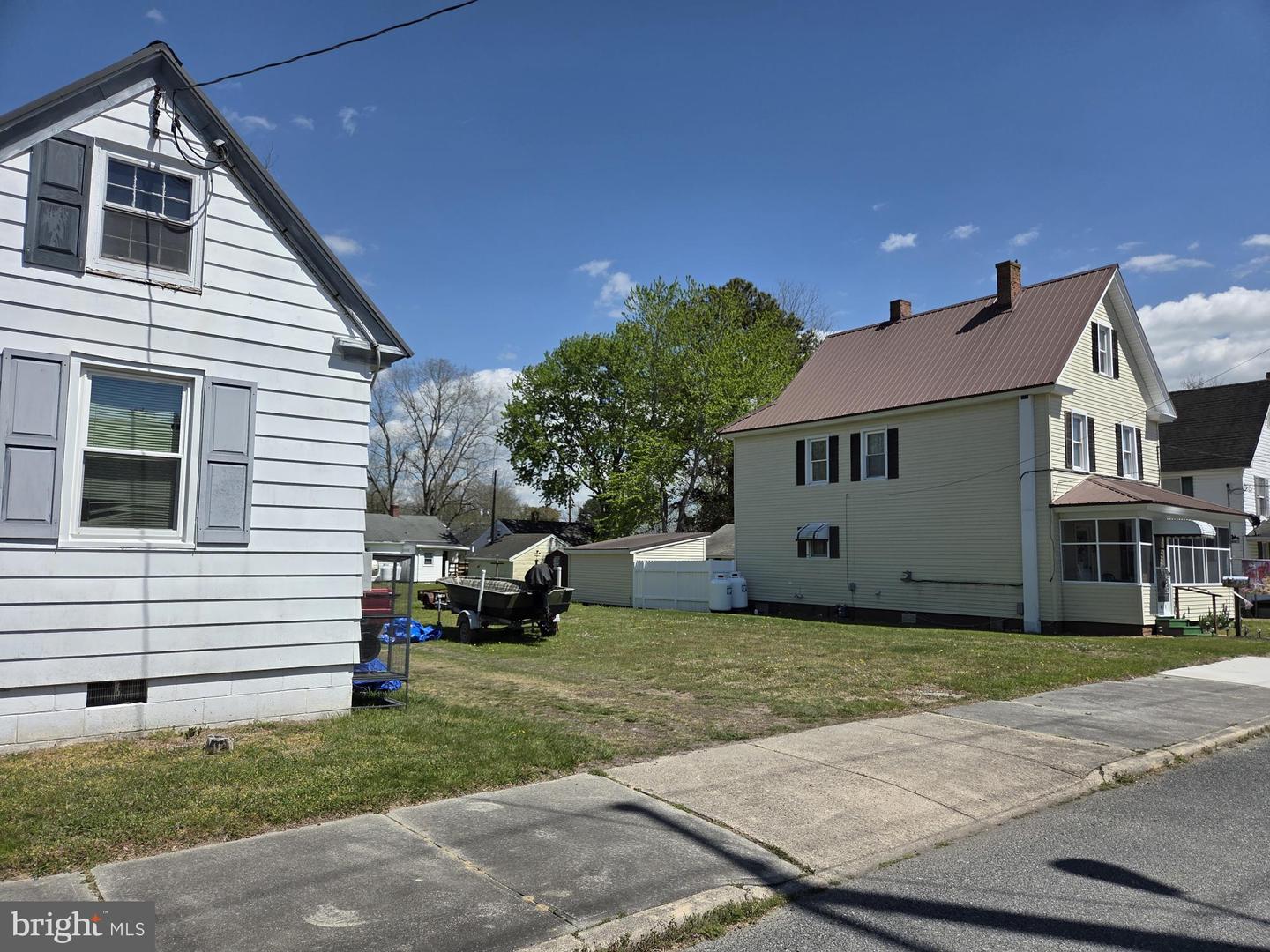 407 Walnut St Property Photo 10