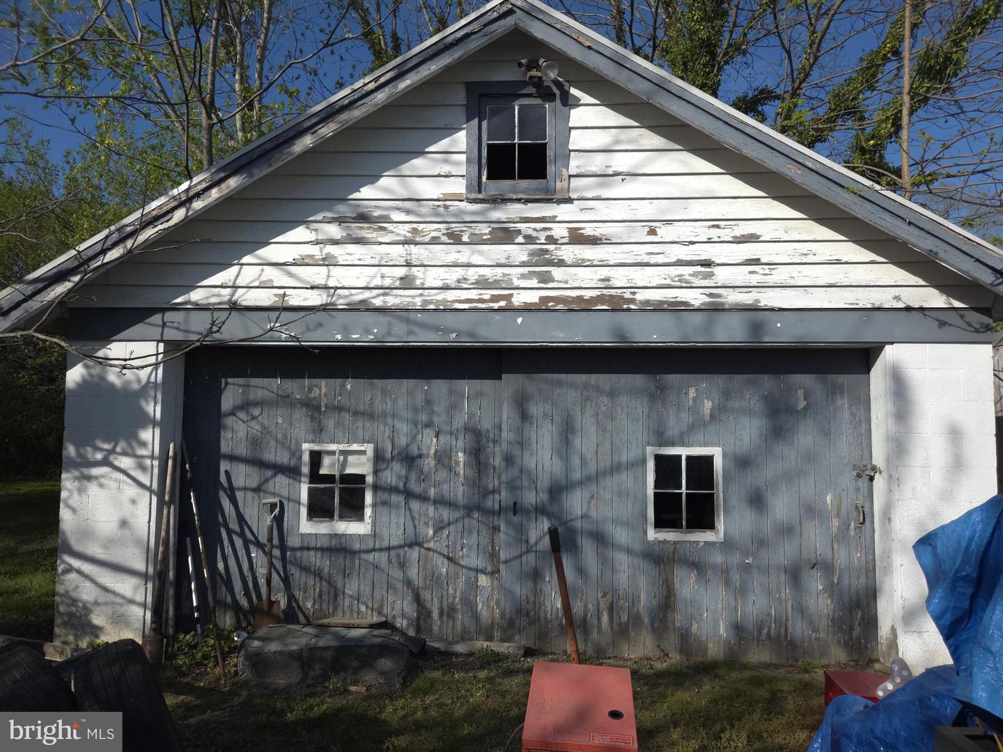 407 Walnut St Property Photo 11