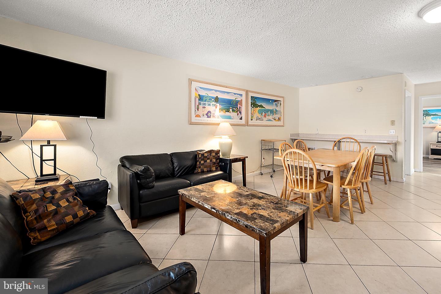 207 8th St #203e Property Photo 15