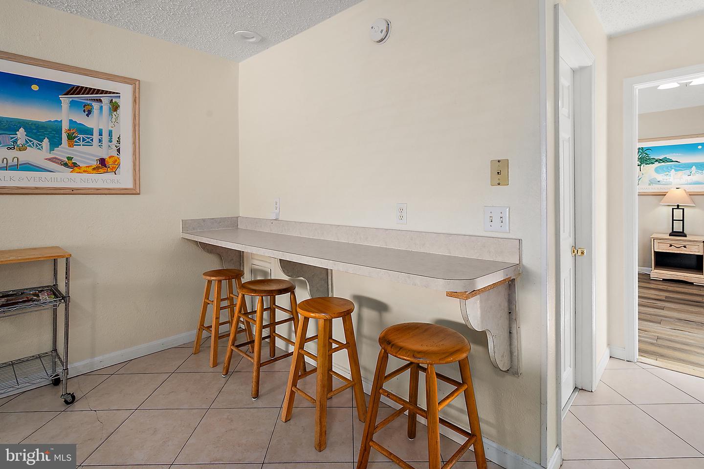 207 8th St #203e Property Photo 21