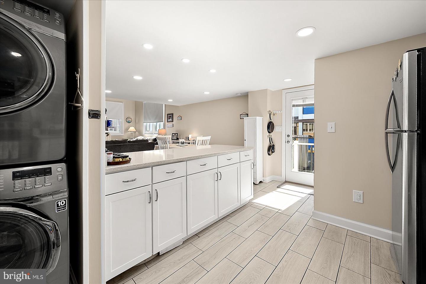 5 73rd St Property Photo 16