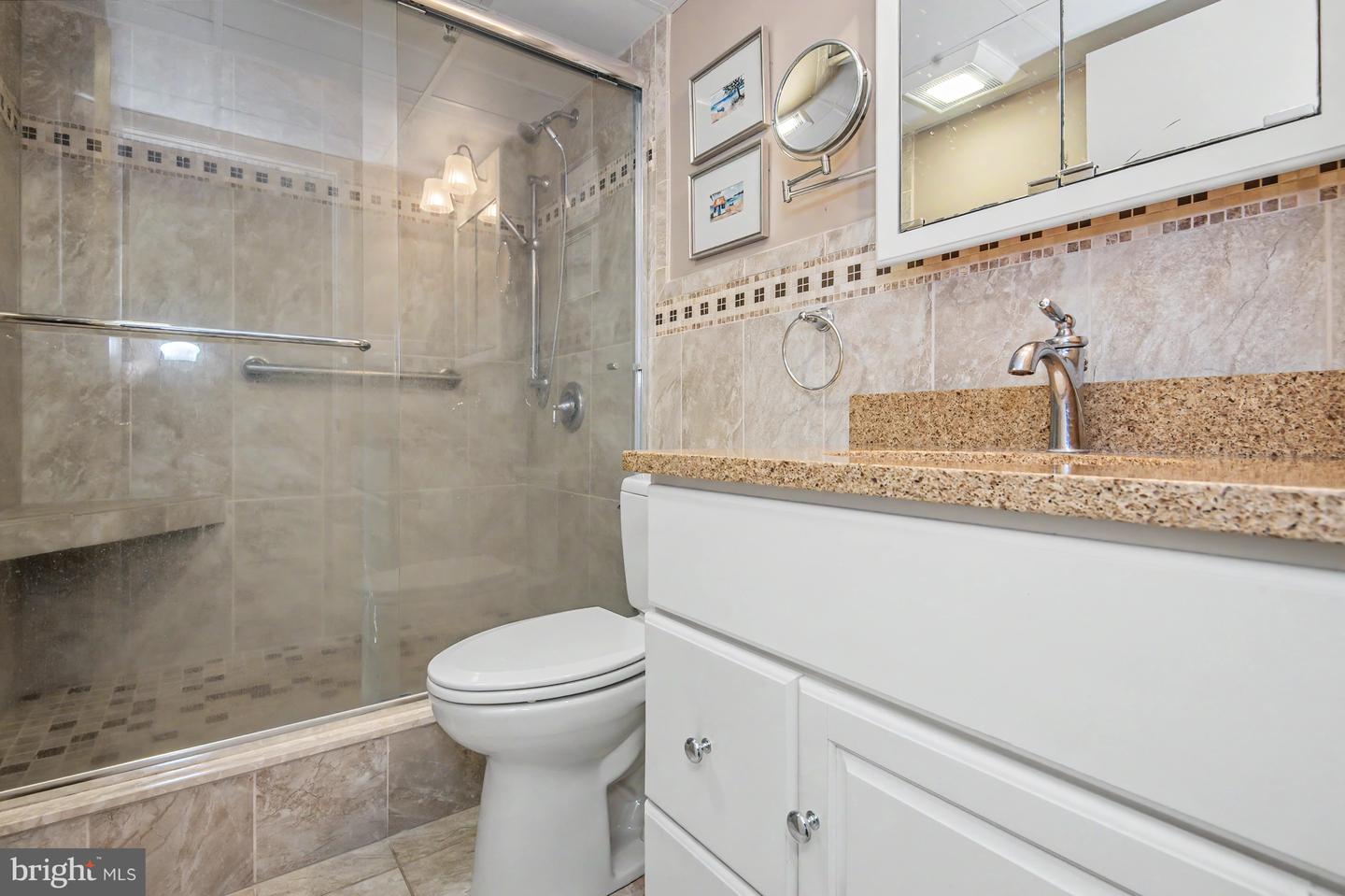1 142nd St #a106 Property Photo 17
