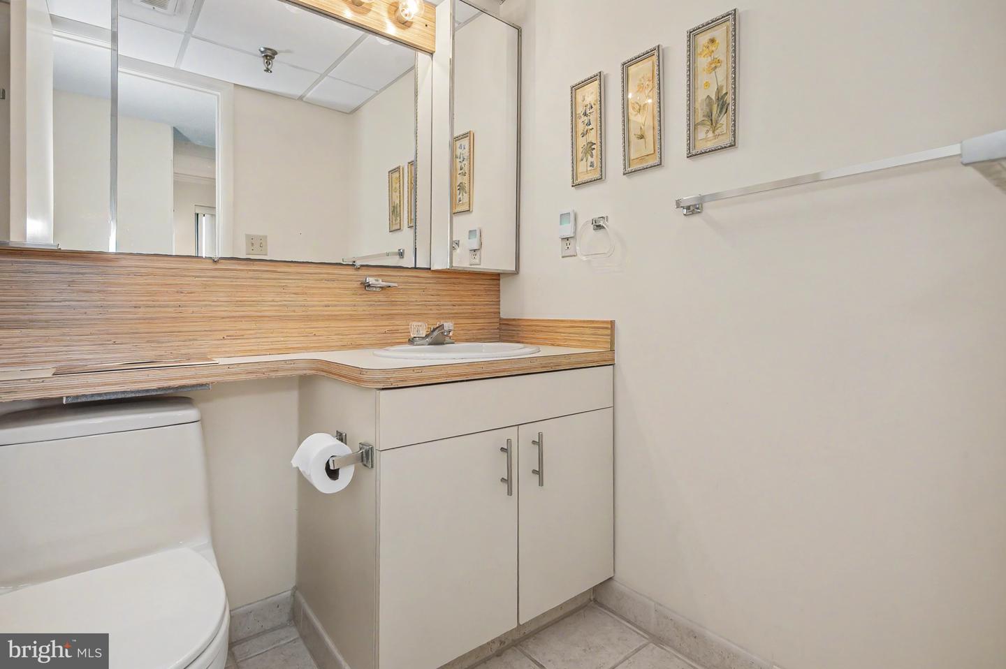 1 142nd St #a106 Property Photo 22