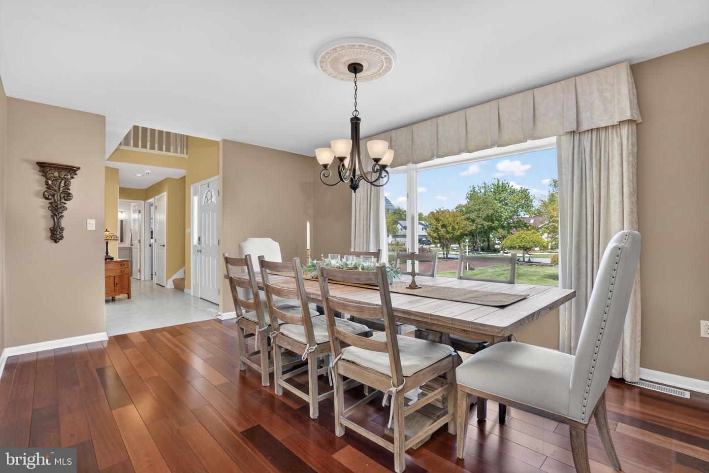 6 Heron Isle Ct Property Photo 17