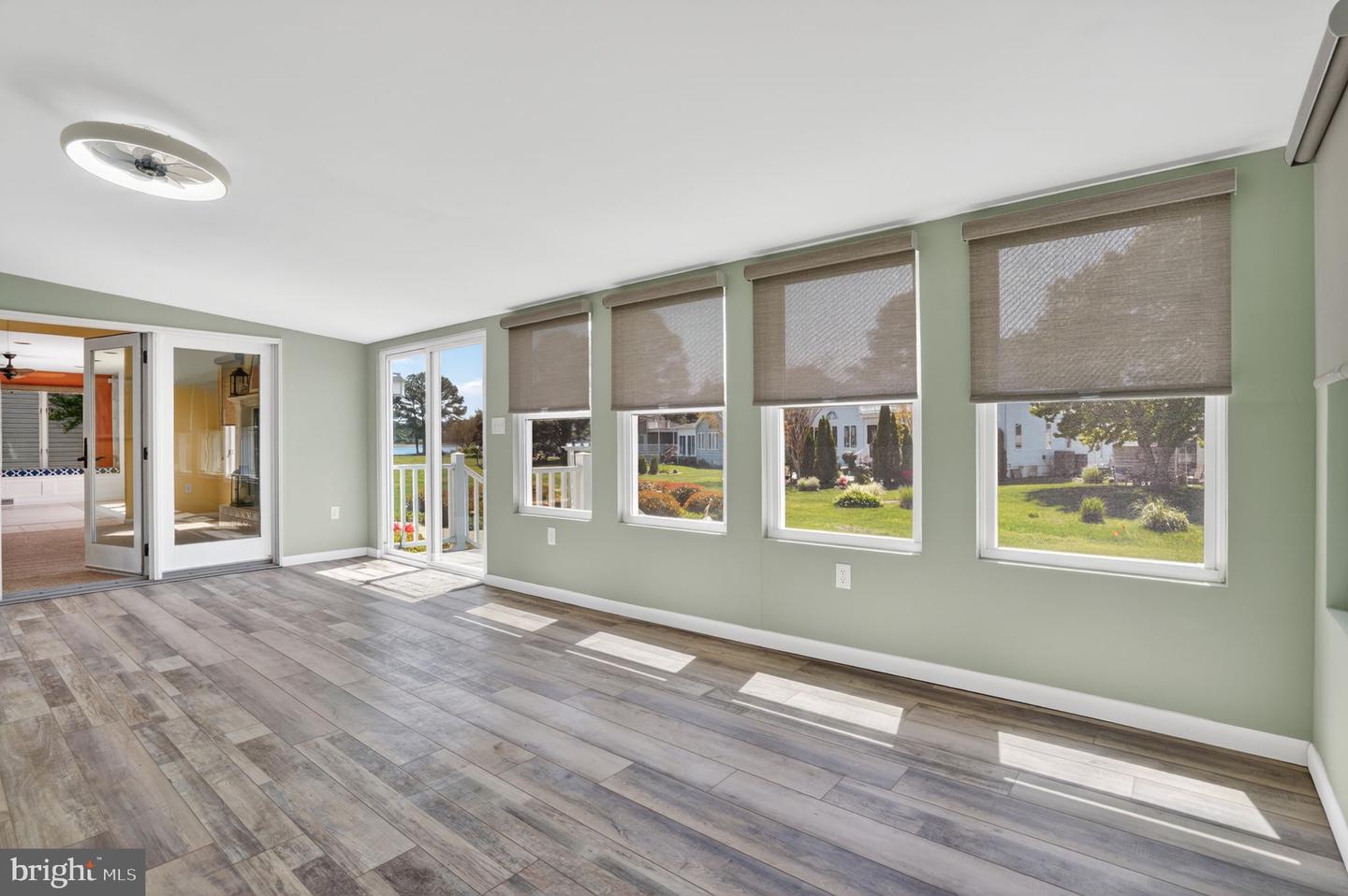 6 Heron Isle Ct Property Photo 23