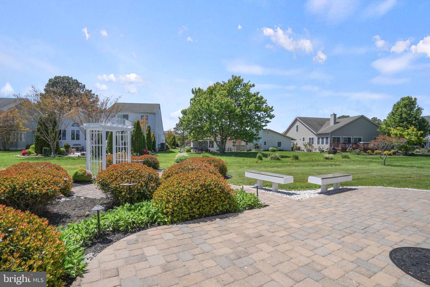 6 Heron Isle Ct Property Photo 35