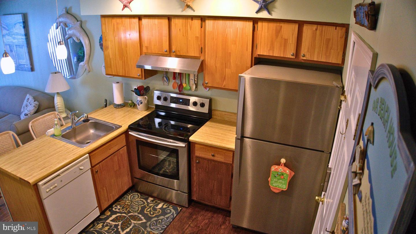 101 123rd St #374c Property Photo 5