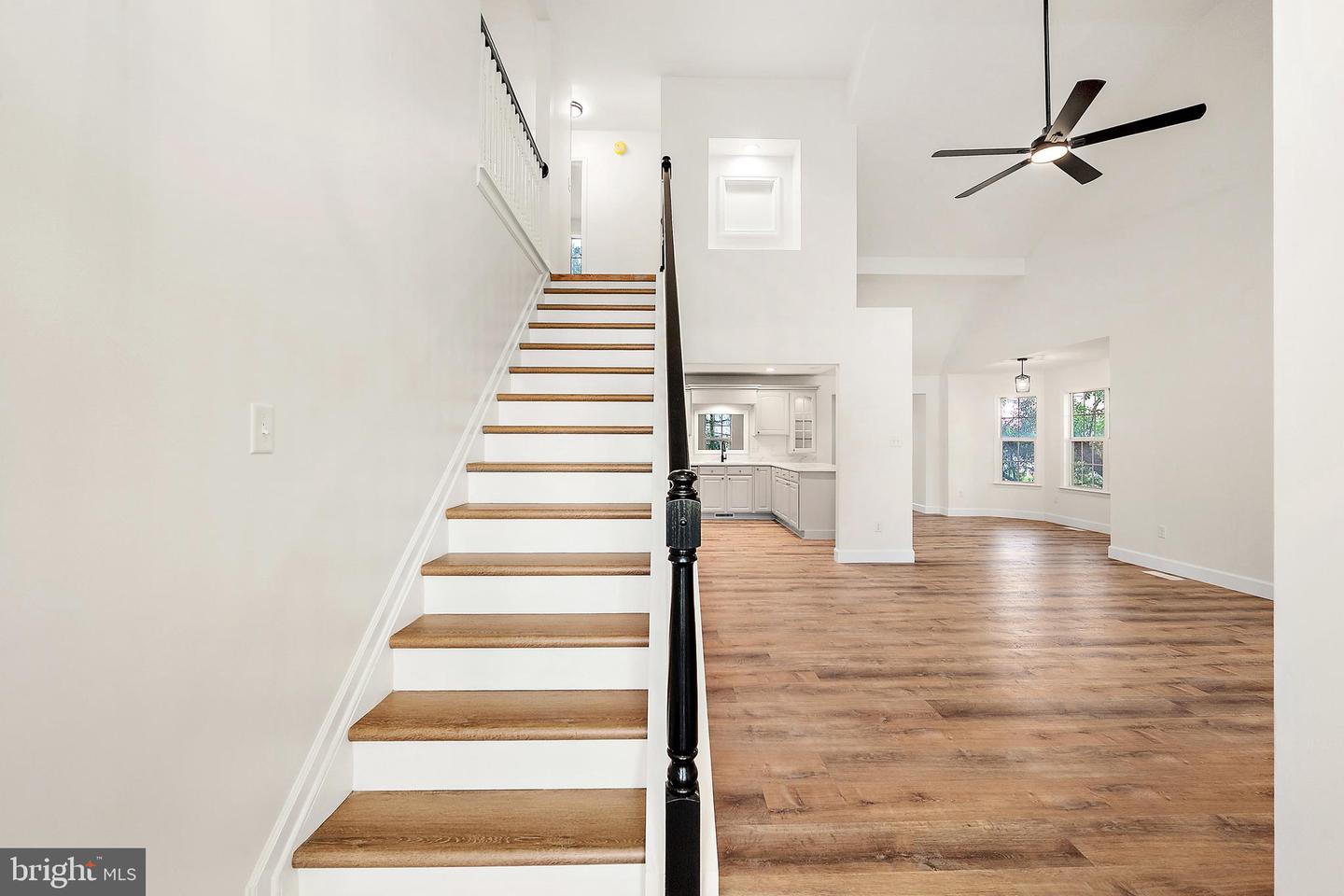 1465 Ocean Pkwy Property Photo 4