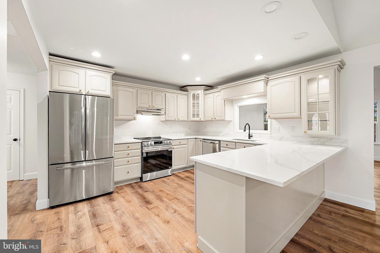 1465 Ocean Pkwy Property Photo 12