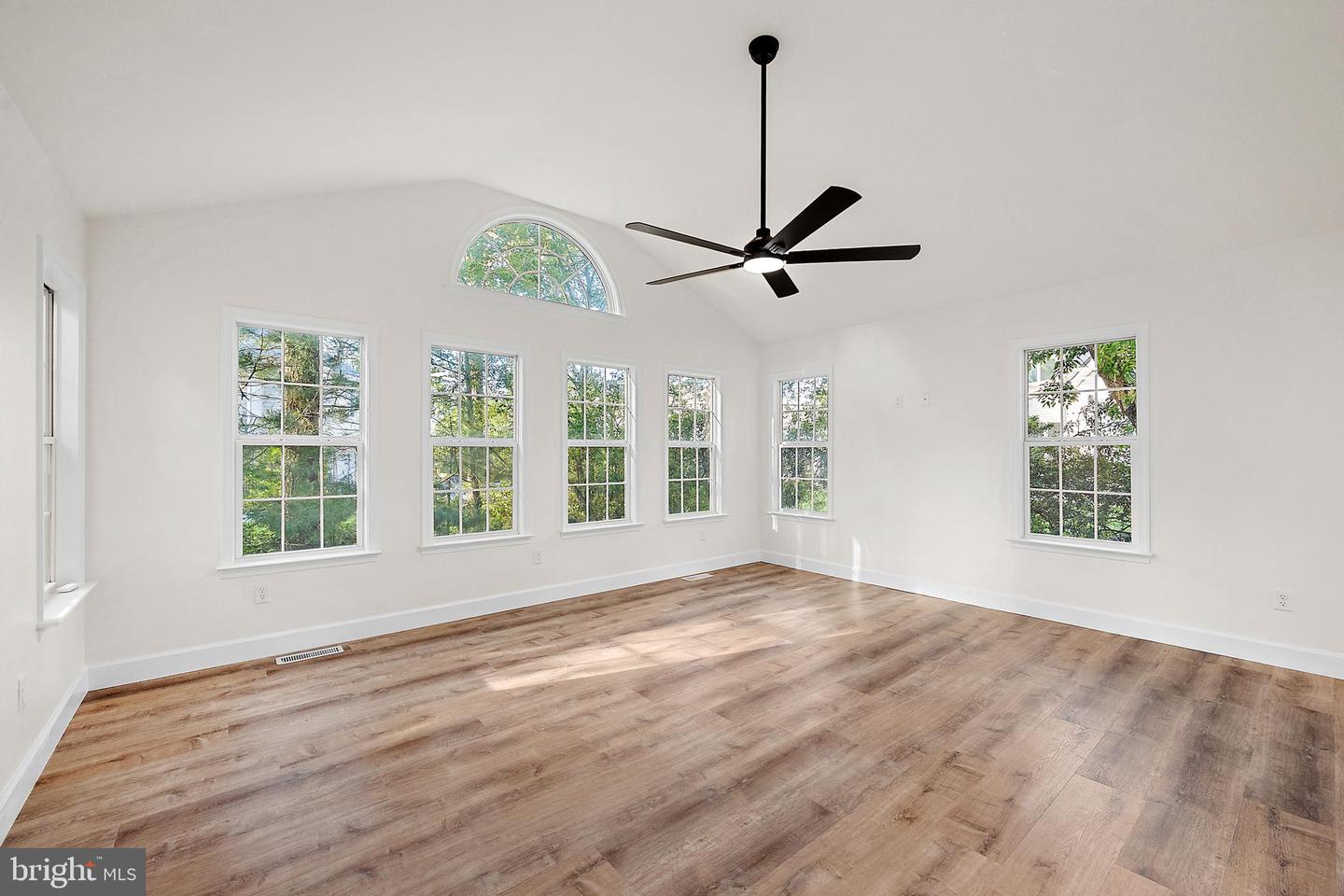 1465 Ocean Pkwy Property Photo 17