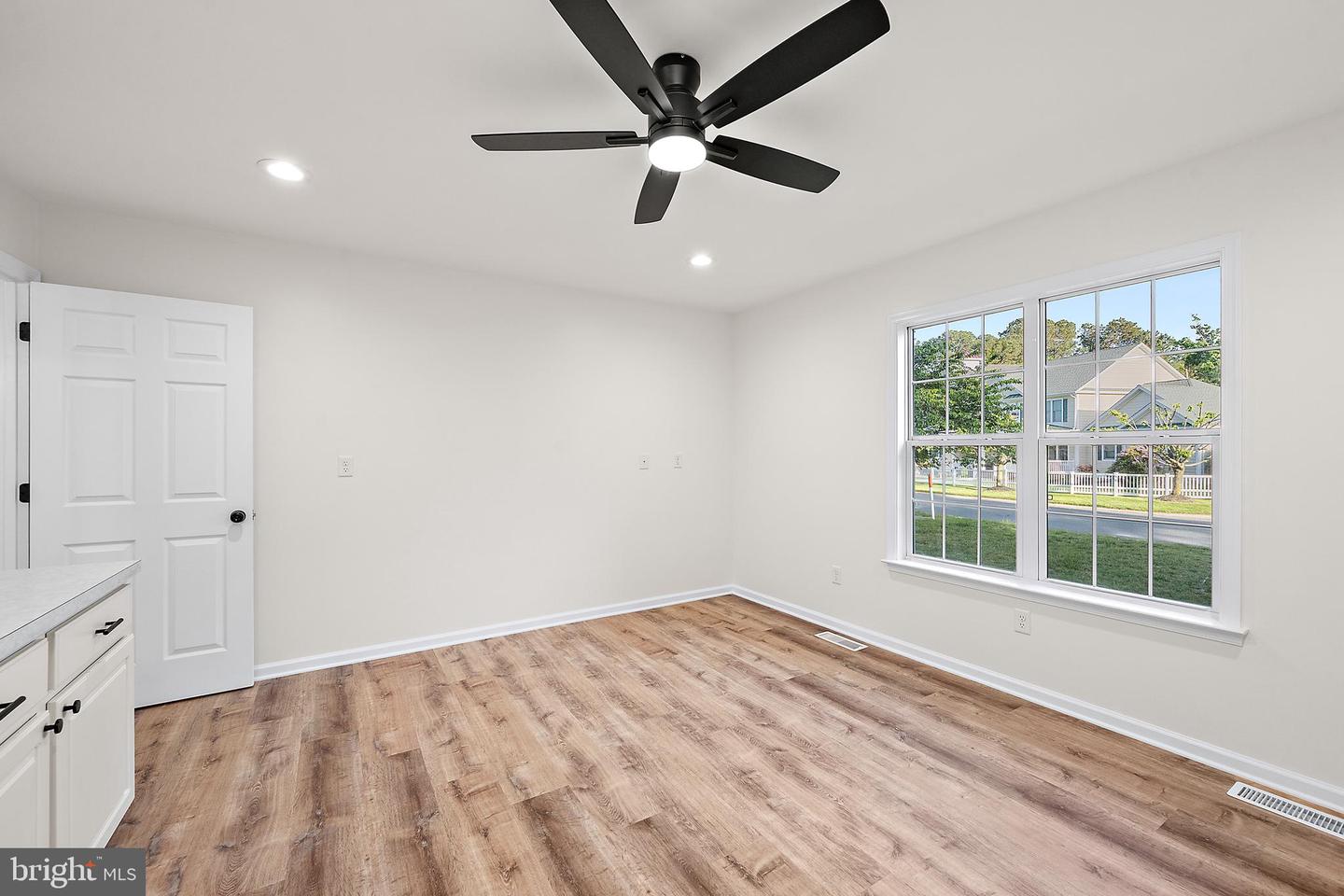1465 Ocean Pkwy Property Photo 30