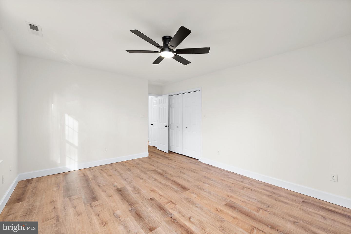 1465 Ocean Pkwy Property Photo 41