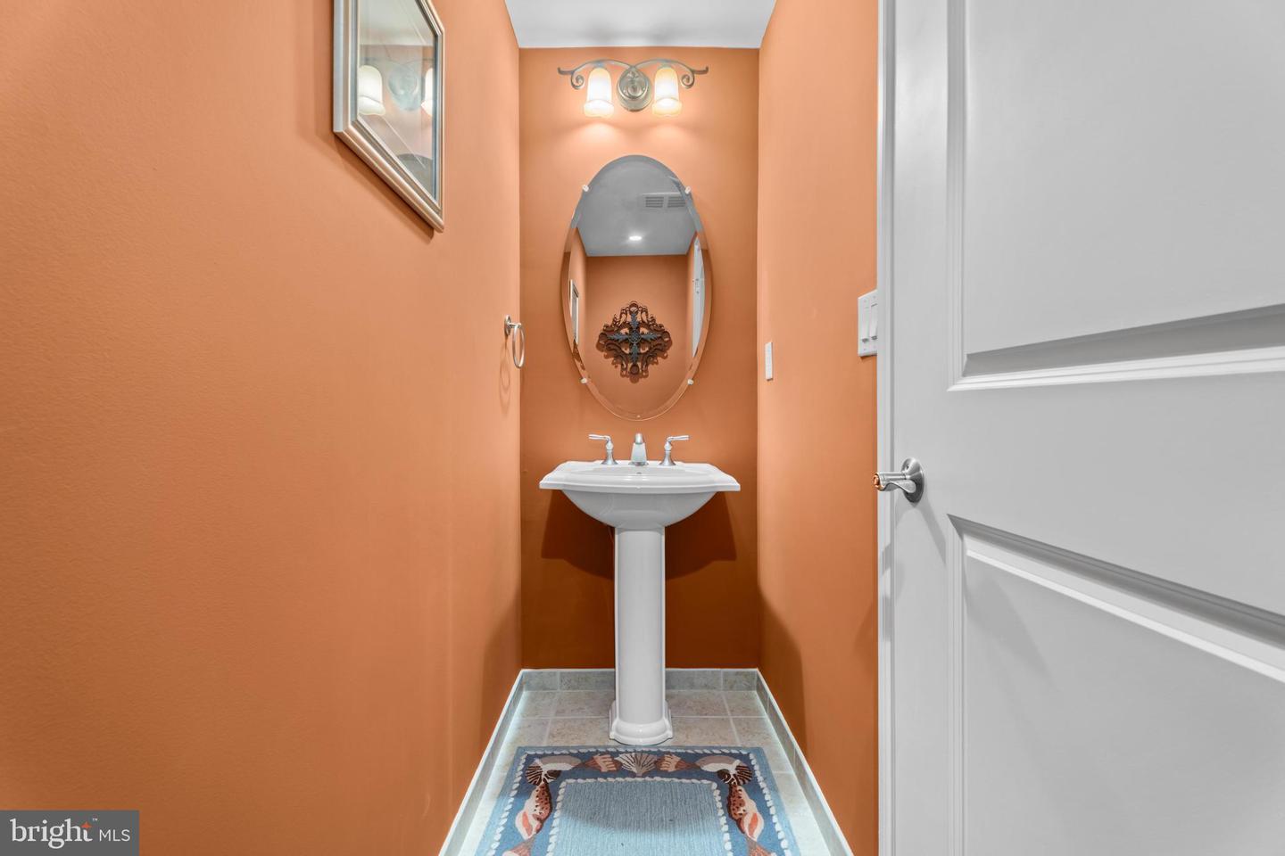 301 14th St #207 Property Photo 51