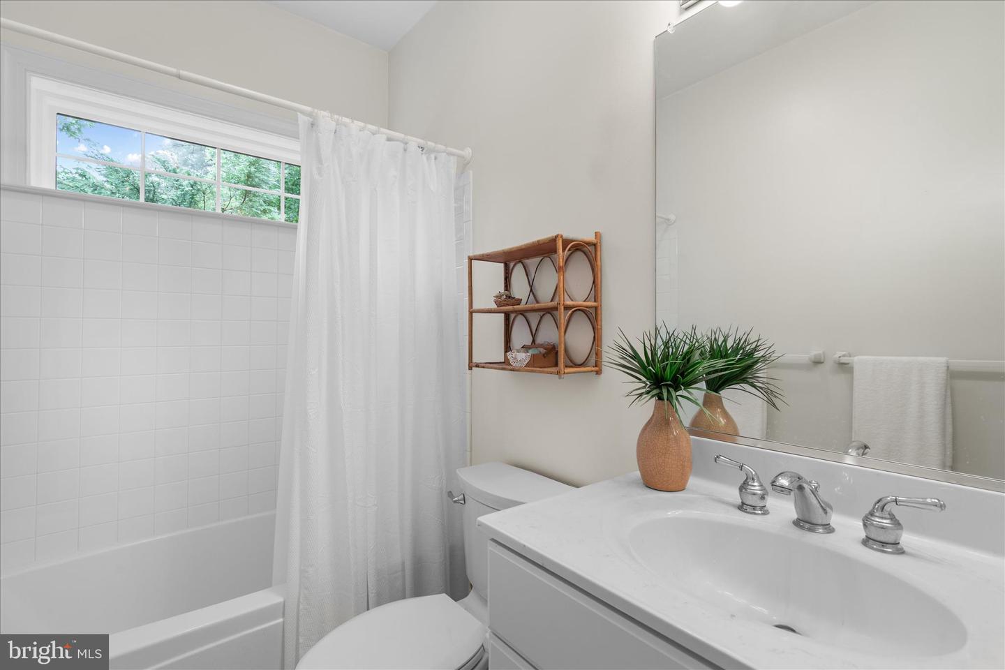 11 Burr Hill Dr Property Photo 38