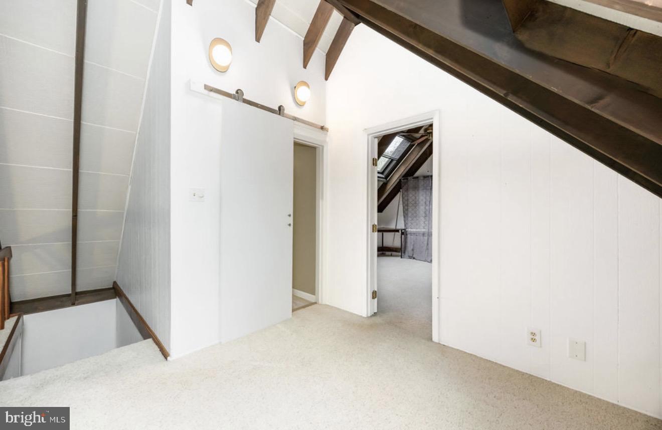 5 Falcon Bridge Rd Property Photo 32