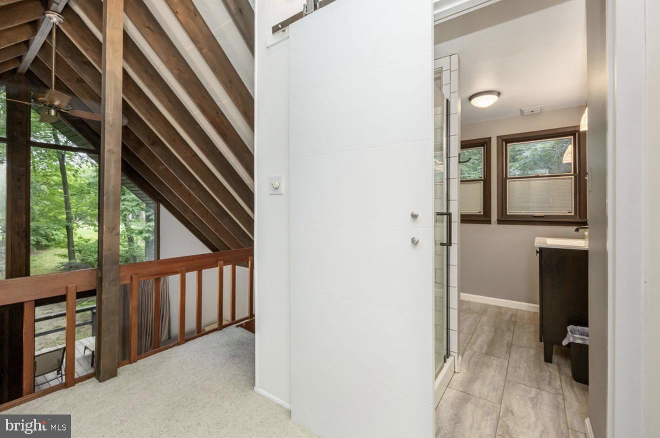 5 Falcon Bridge Rd Property Photo 33