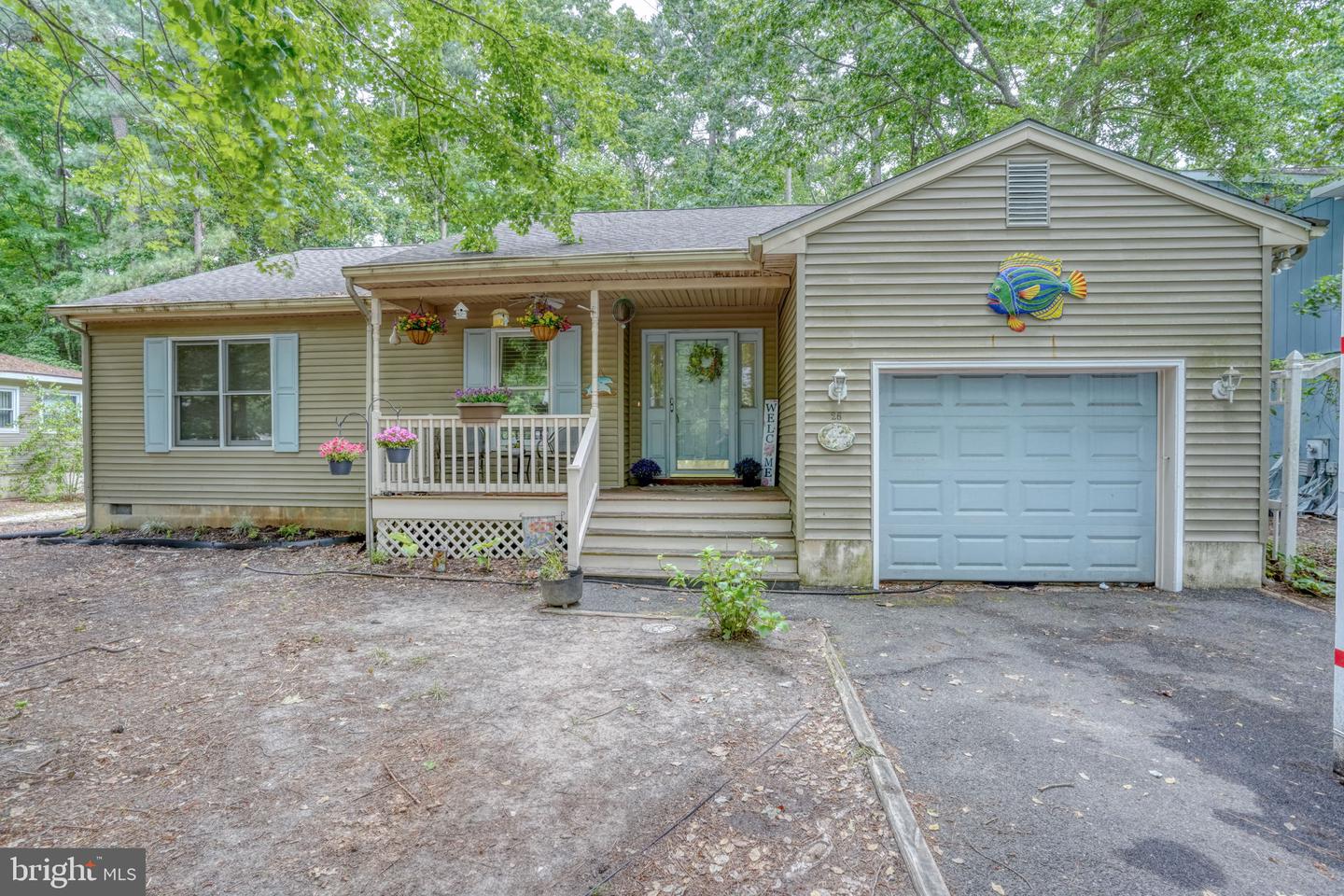 26 Burr Hill Dr Property Photo 1