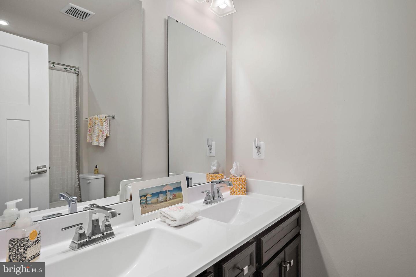 12159 Snug Harbor Rd Property Photo 27