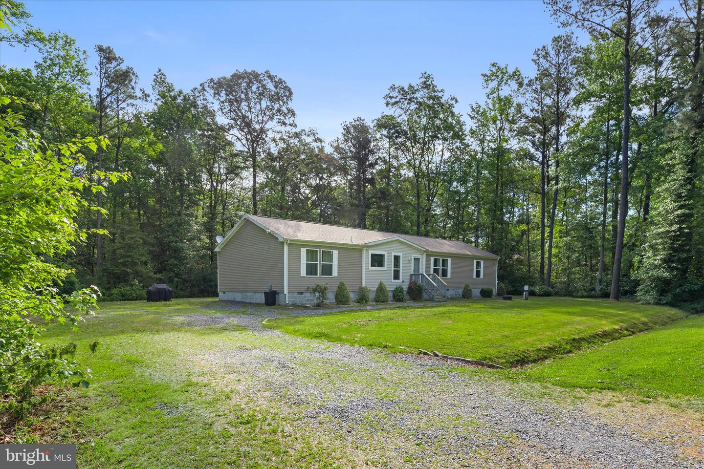 9249 Cropper Island Rd Property Photo 1