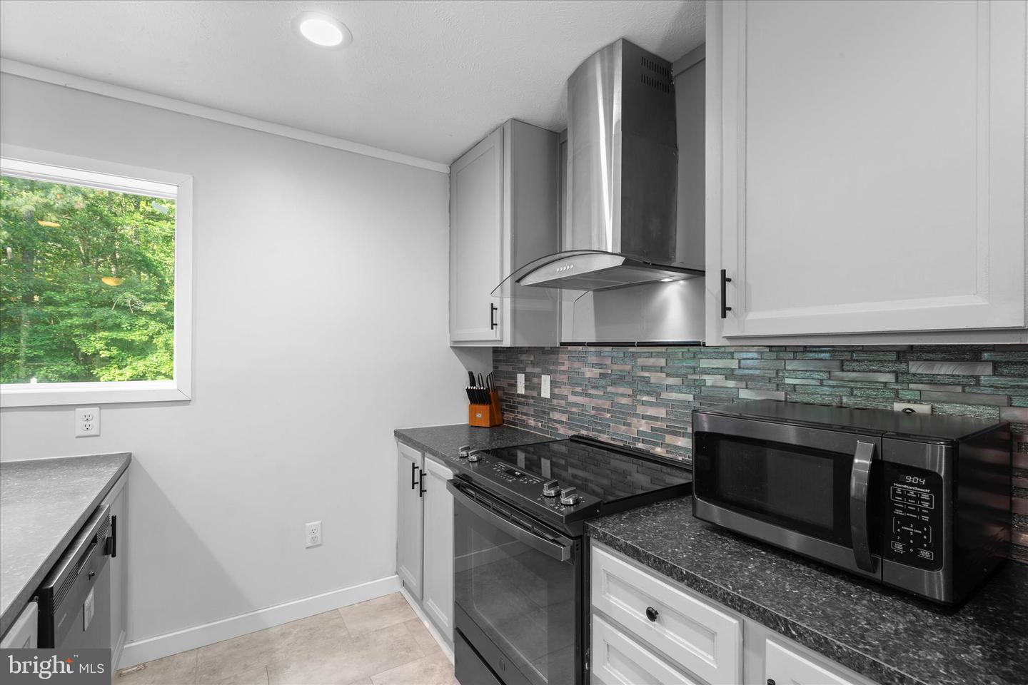 9249 Cropper Island Rd Property Photo 17
