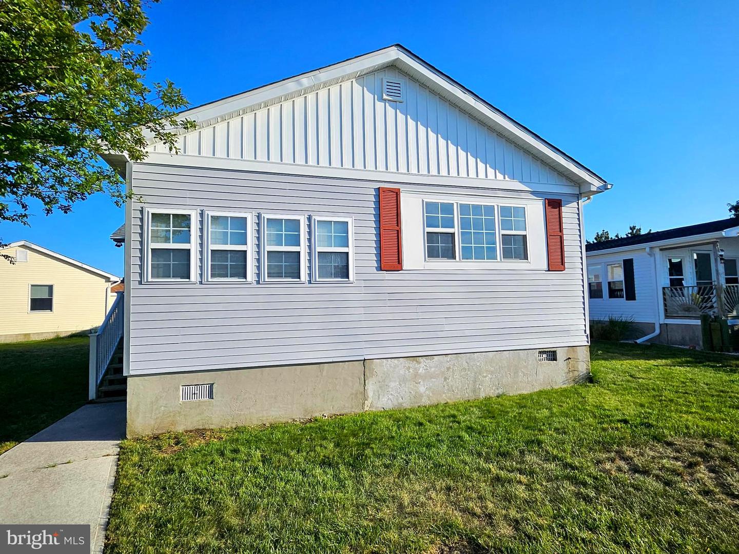 105 Assateague Ct Property Photo 1