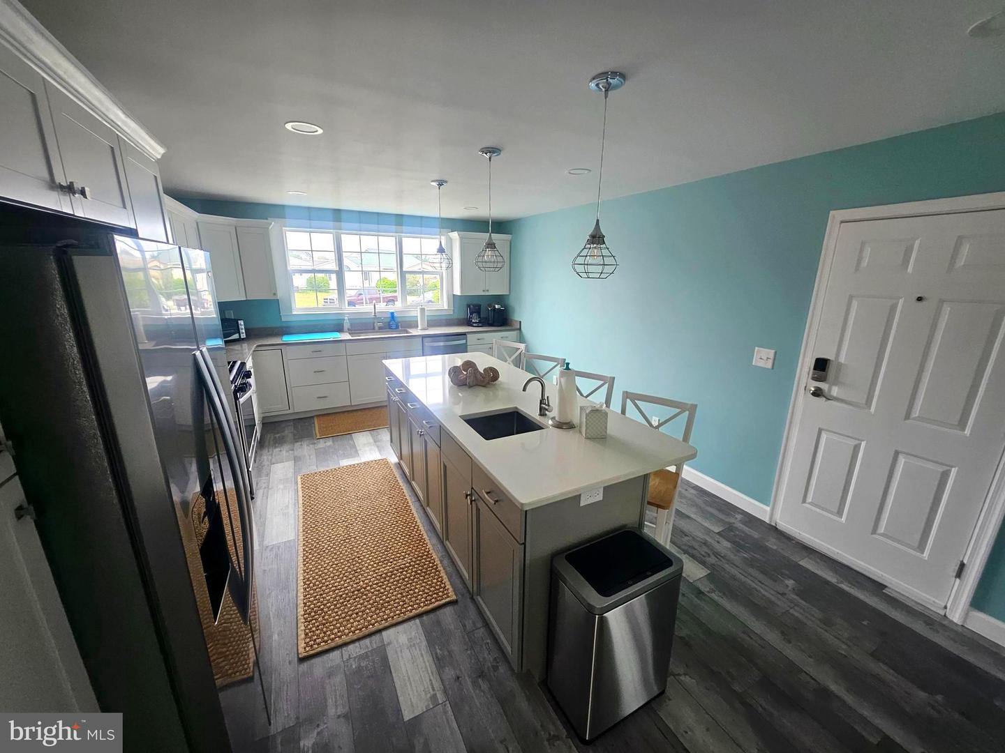 105 Assateague Ct Property Photo 6