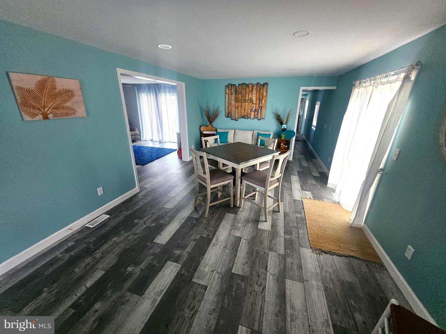 105 Assateague Ct Property Photo 7