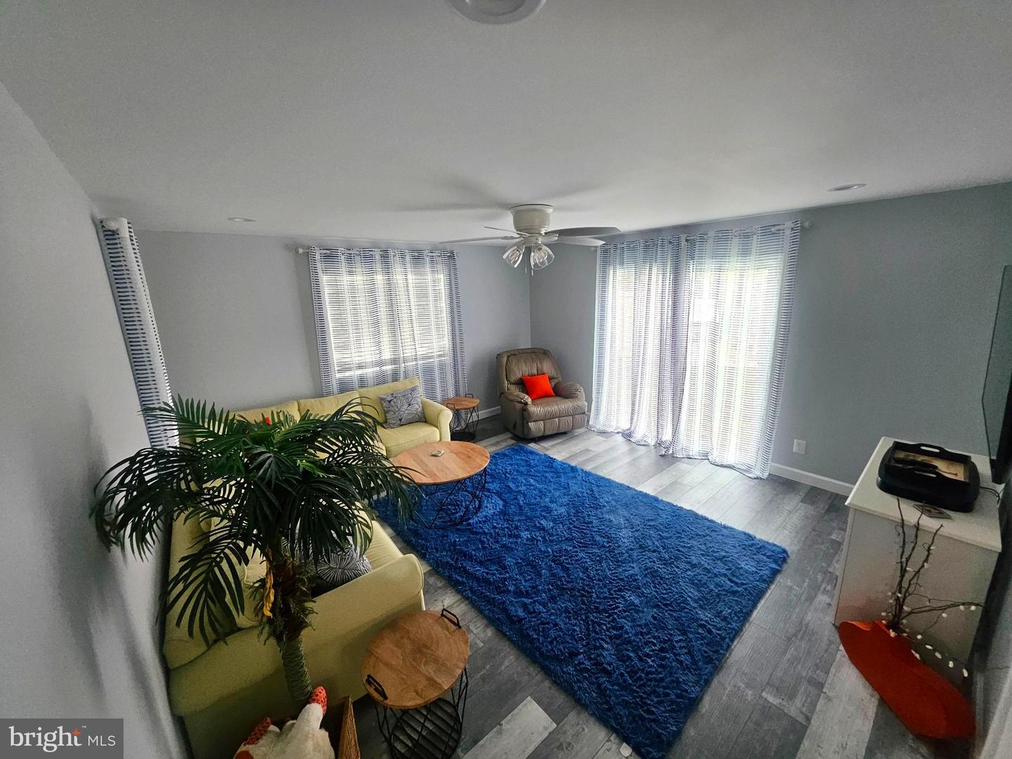 105 Assateague Ct Property Photo 8