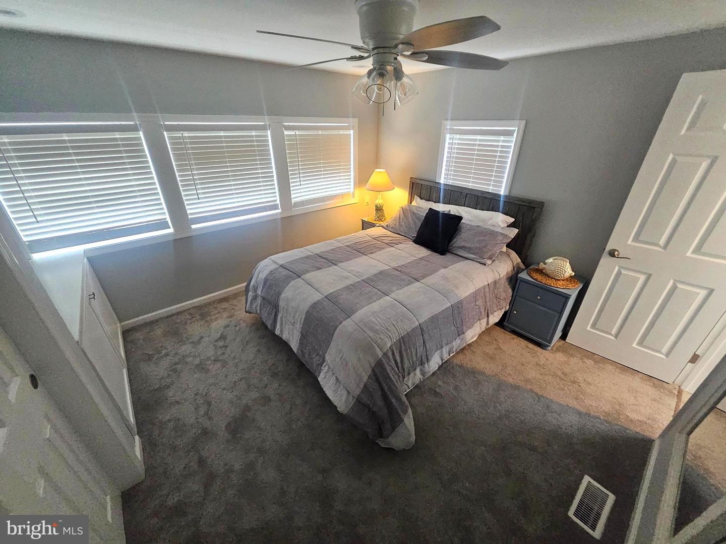 105 Assateague Ct Property Photo 13