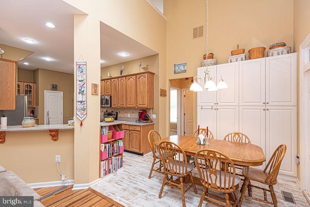 7 Long Point Ct Property Photo 13