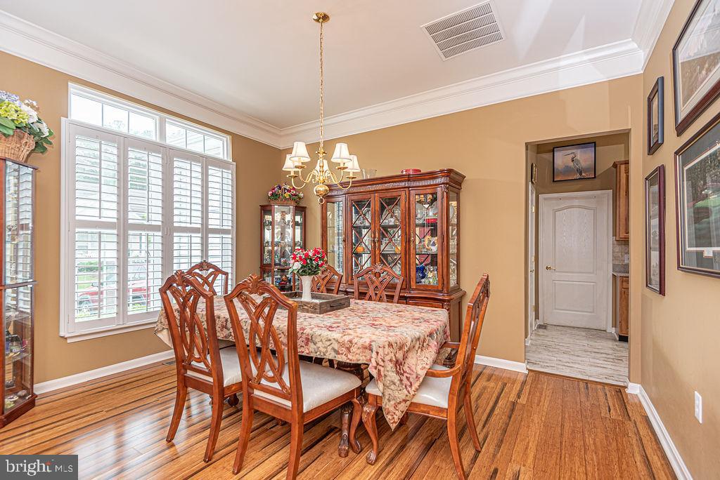 7 Long Point Ct Property Photo 16