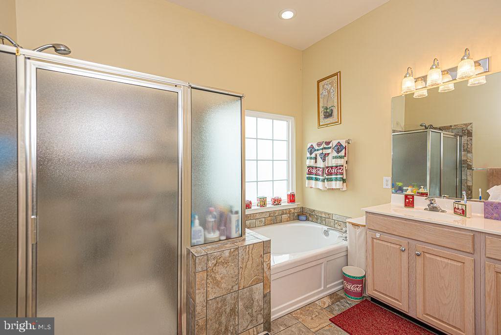 7 Long Point Ct Property Photo 23