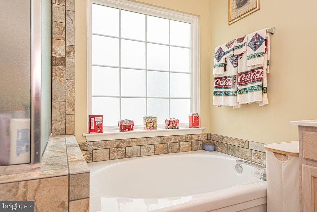 7 Long Point Ct Property Photo 25
