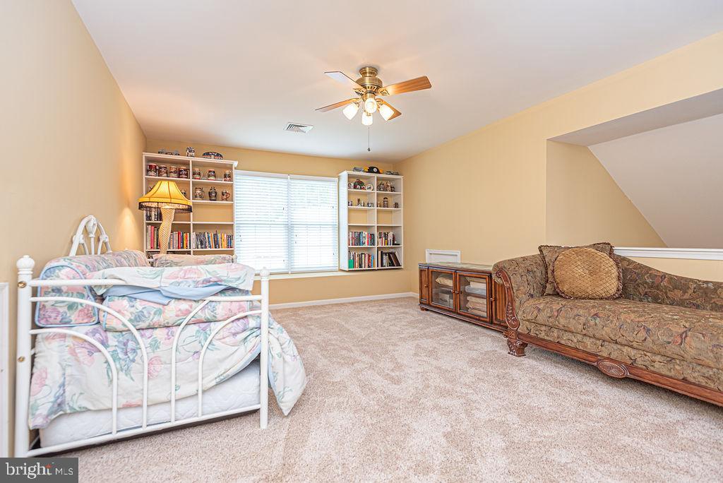 7 Long Point Ct Property Photo 41