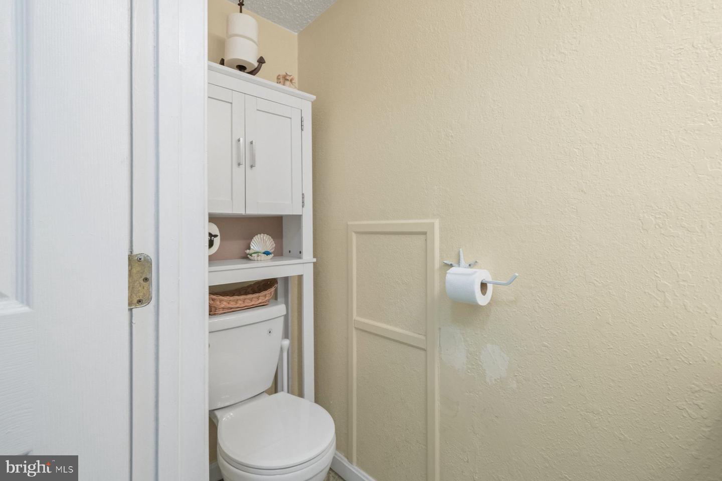 207 8th St #103c Property Photo 26